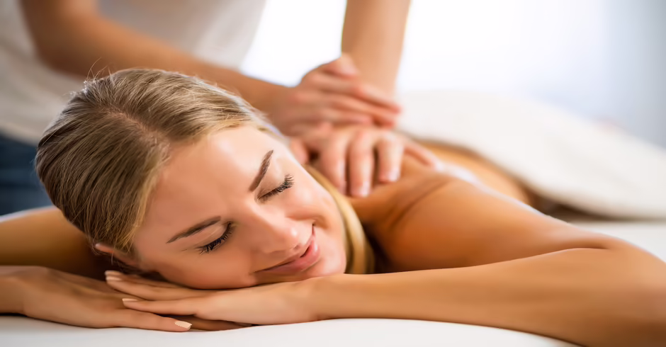 Massage © Vecteezy